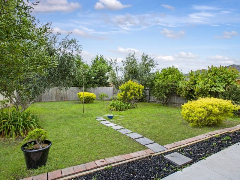 21 Central Park Avenue, Point Cook VIC 3030