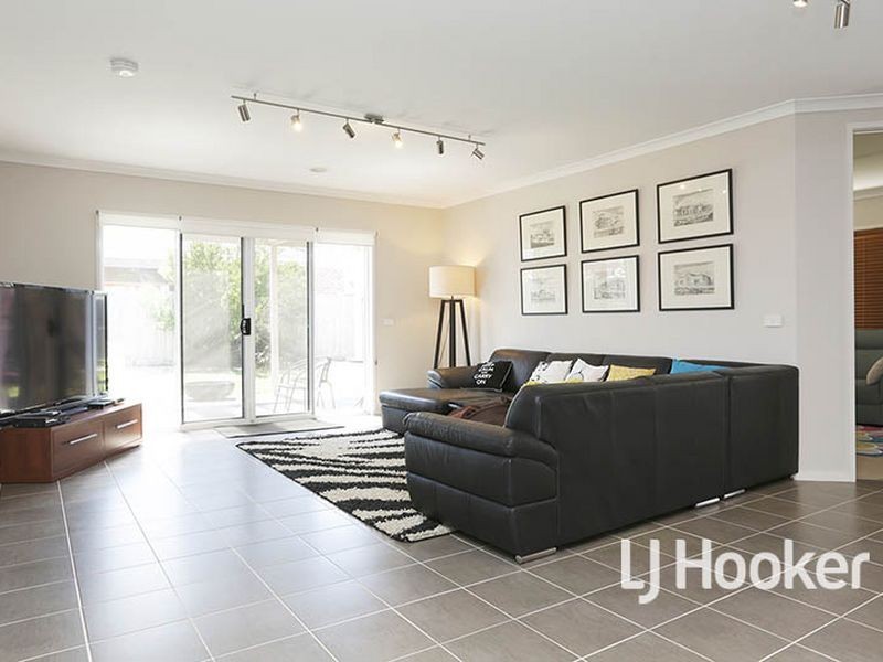 13 Cooinda Way, Point Cook VIC 3030