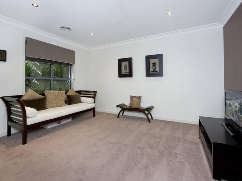 24 Drysdale Crescent, Point Cook VIC 3030