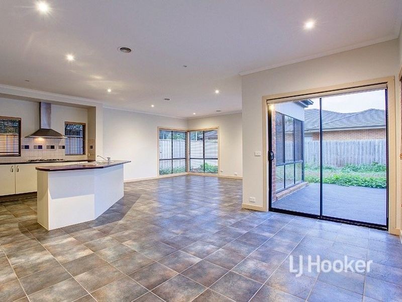 25 Central Park Avenue, Point Cook VIC 3030