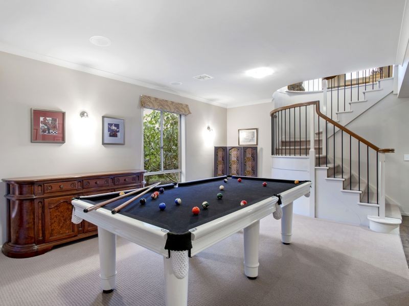 36 Riverglades Drive, Sanctuary Lakes VIC 3030