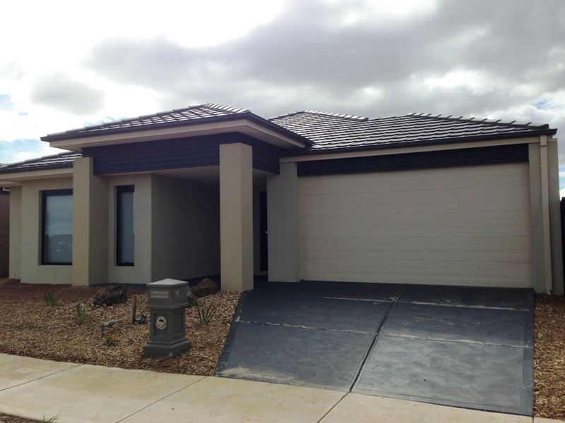 18 Ningaloo Street, Tarneit VIC 3029