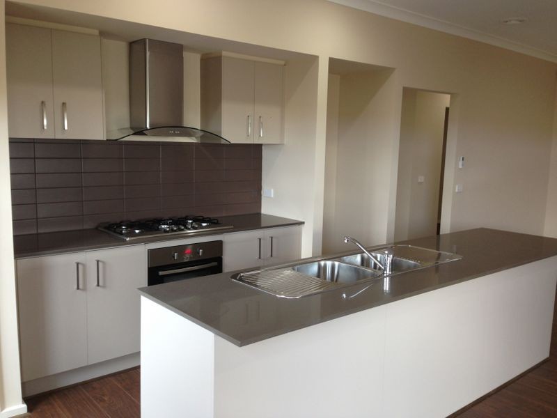 18 Ningaloo Street, Tarneit VIC 3029