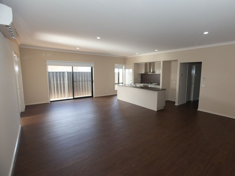 18 Ningaloo Street, Tarneit VIC 3029