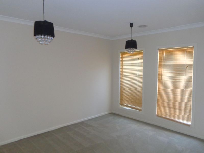 10 Begg Avenue, Truganina VIC 3029