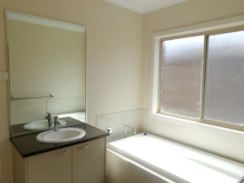 10 Begg Avenue, Truganina VIC 3029