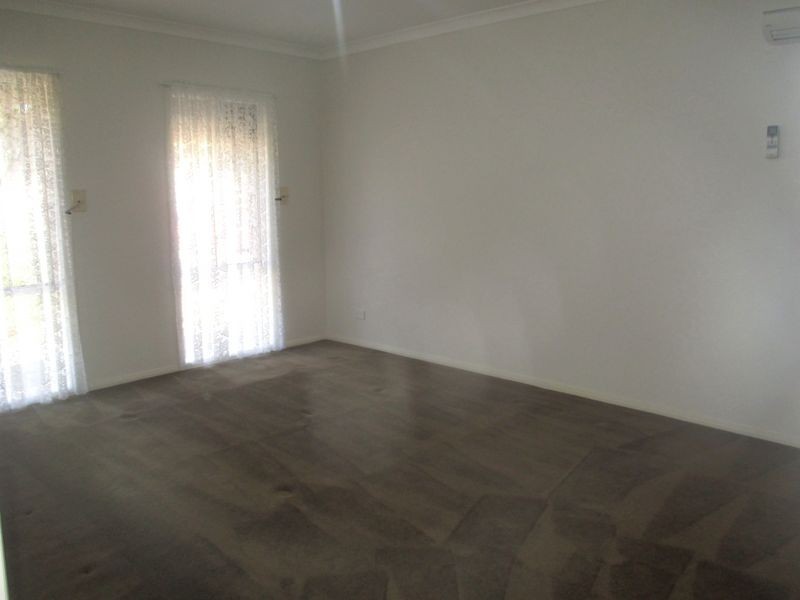 72 Bushlark Crescent, Williams Landing VIC 3027