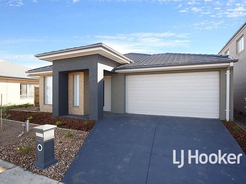 3 Minnehaha Way, Point Cook VIC 3030