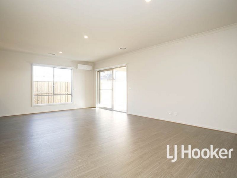 3 Minnehaha Way, Point Cook VIC 3030