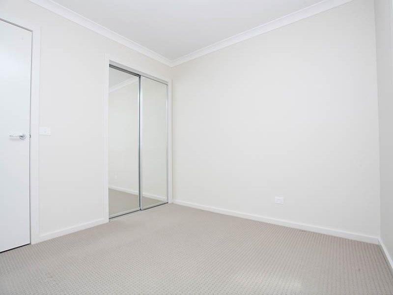 14 Nossal Drive, Point Cook VIC 3030