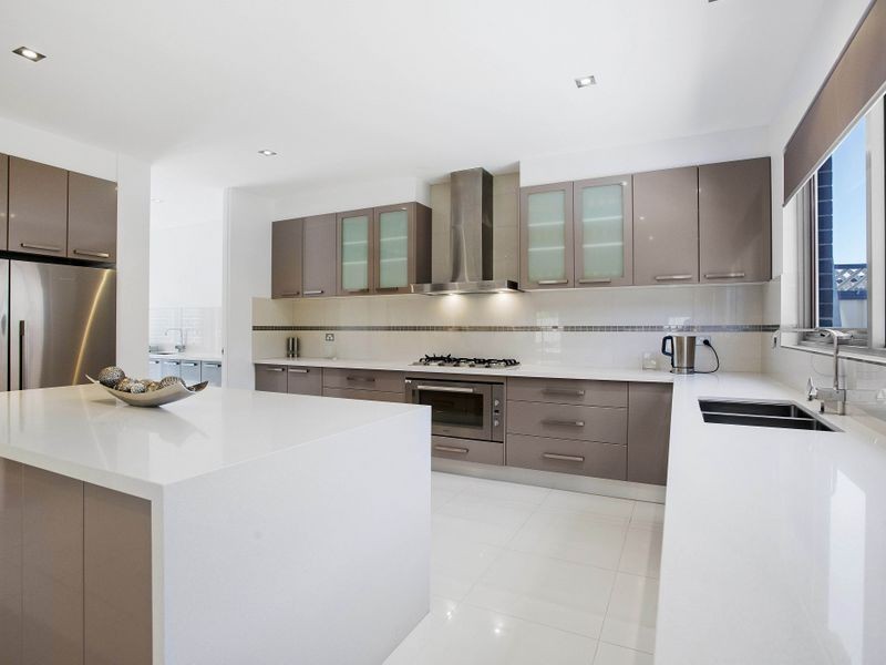 21 Sumner Crescent, Point Cook VIC 3030