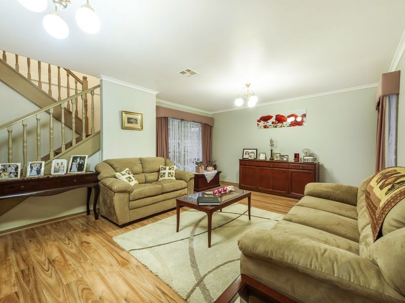 11 Westleigh Drive, Werribee VIC 3030