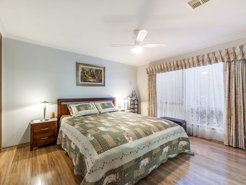 11 Westleigh Drive, Werribee VIC 3030