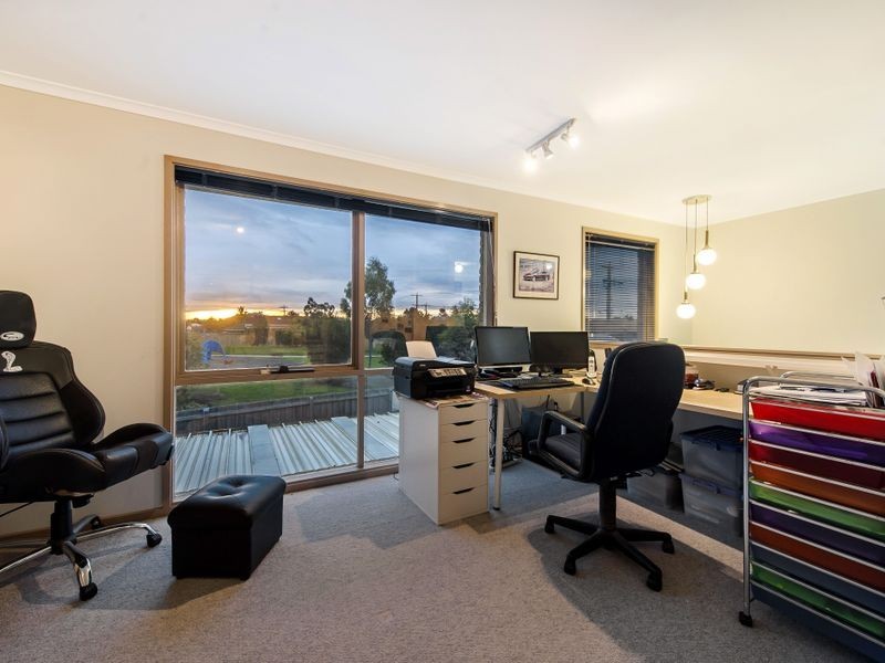 11 Westleigh Drive, Werribee VIC 3030