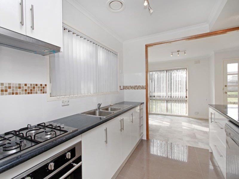 28 Rosella Avenue, Werribee VIC 3030