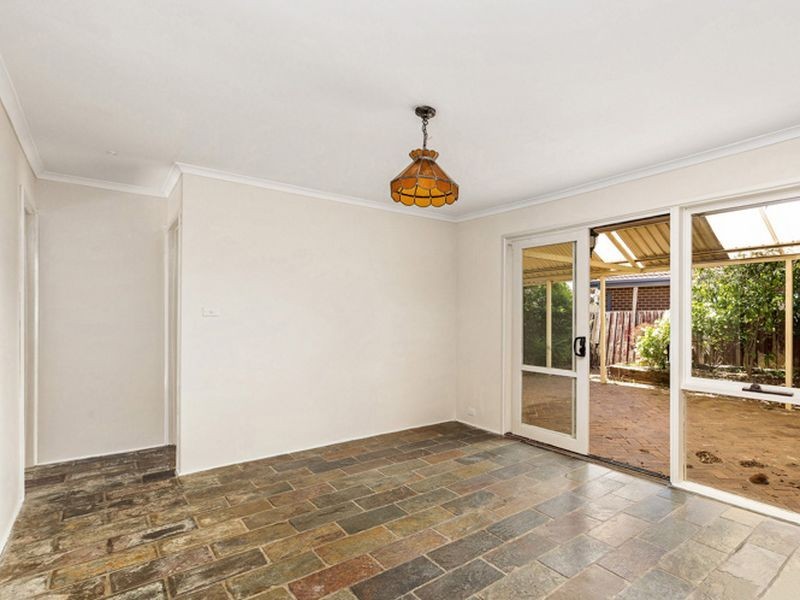 2 Rosscommon Place, Seabrook VIC 3028