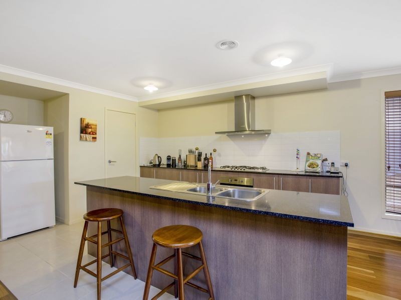 45 Waiben Crescent, Point Cook VIC 3030