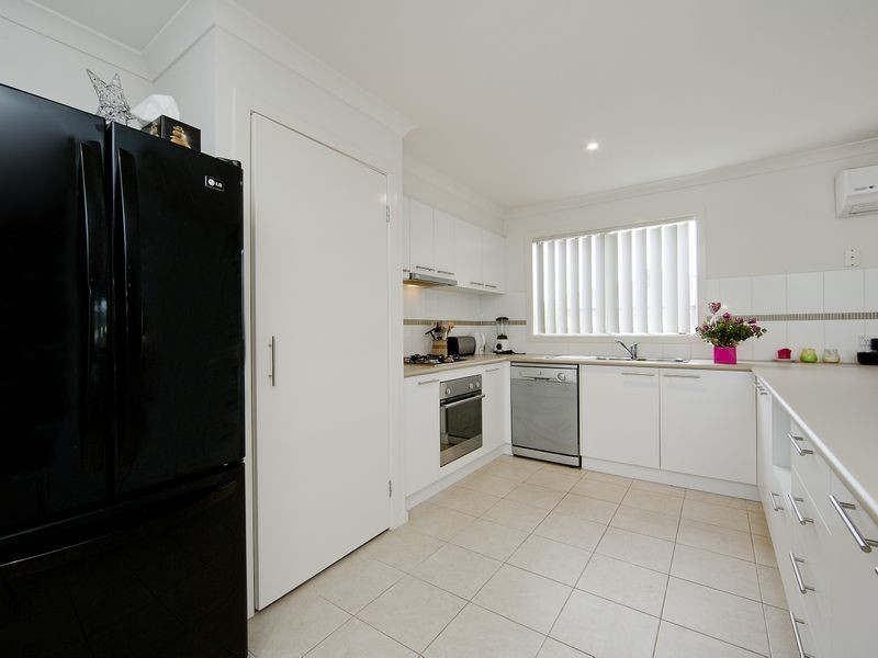 10 Truscott Grove, Point Cook VIC 3030