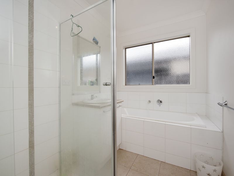 10 Truscott Grove, Point Cook VIC 3030