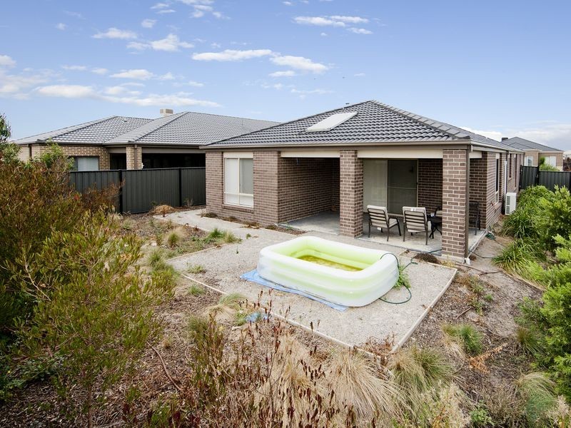 10 Truscott Grove, Point Cook VIC 3030