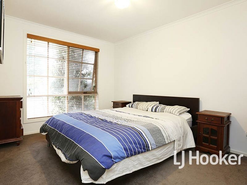 13 Rosscommon Place, Seabrook VIC 3028