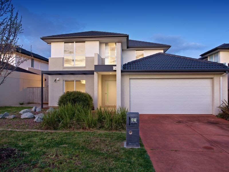 21 Montclair Street, Sanctuary Lakes VIC 3030