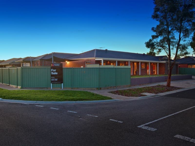 10 Orana Street, Wyndham Vale VIC 3024