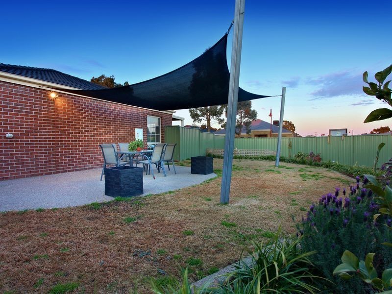 10 Orana Street, Wyndham Vale VIC 3024