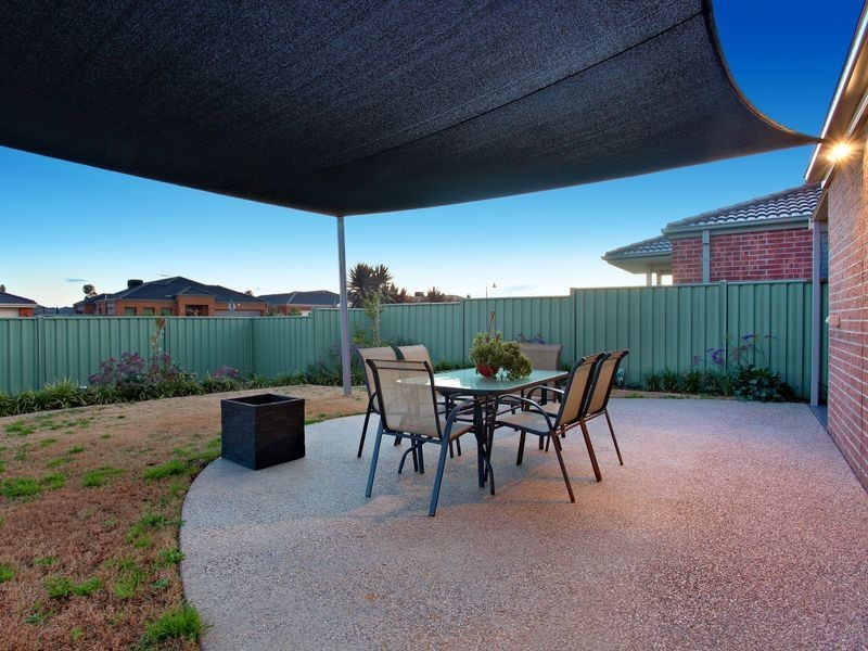 10 Orana Street, Wyndham Vale VIC 3024