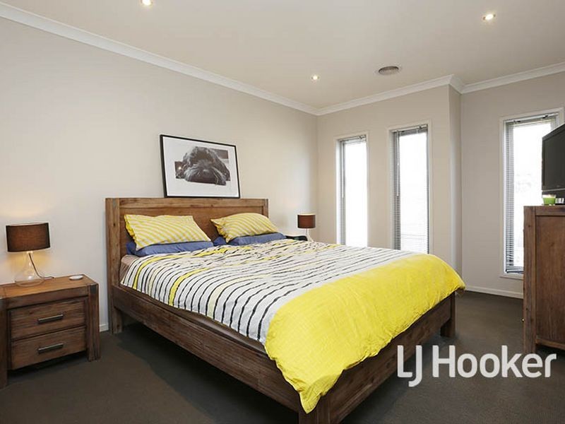 27 Bushfield Road, Truganina VIC 3029