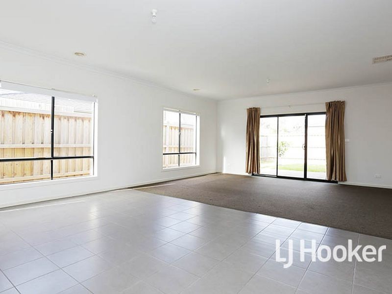 3 Ionian Way, Point Cook VIC 3030