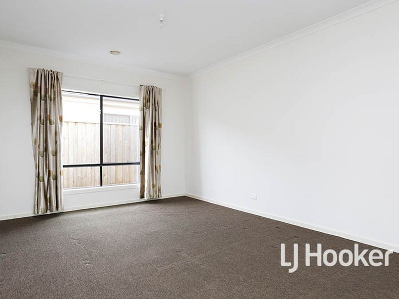 3 Ionian Way, Point Cook VIC 3030