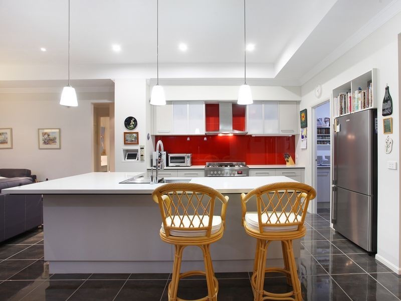 23 Tobago Avenue, Point Cook VIC 3030