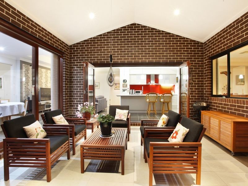 23 Tobago Avenue, Point Cook VIC 3030