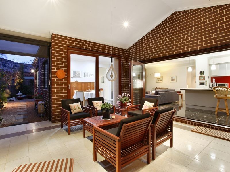 23 Tobago Avenue, Point Cook VIC 3030