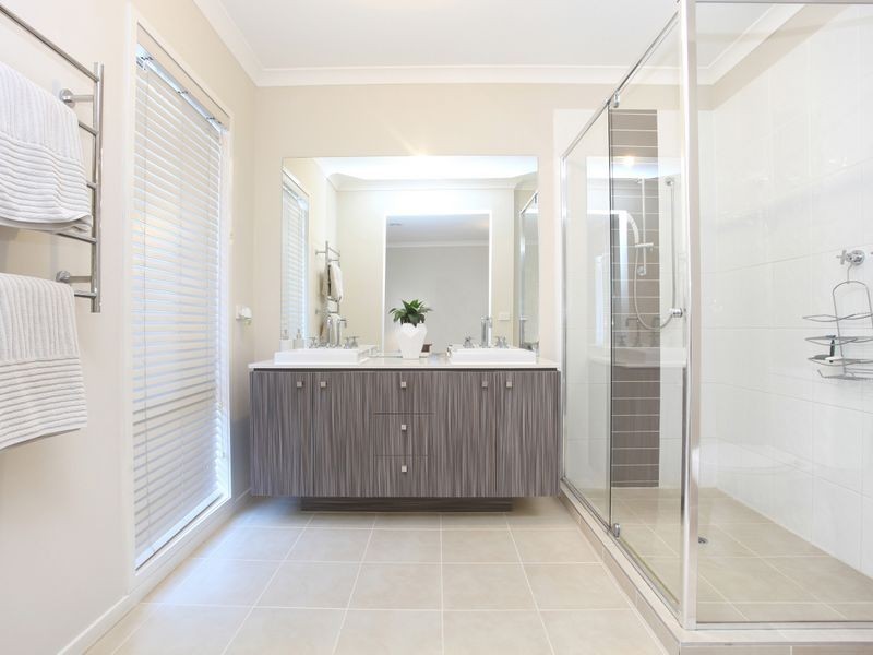 33 Breasley Parkway, Point Cook VIC 3030