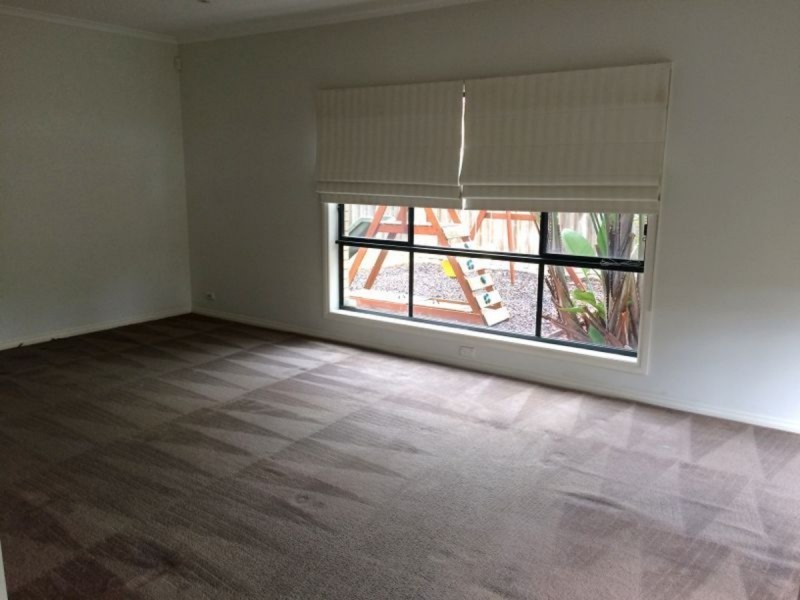 17 Siracusa Avenue, Point Cook VIC 3030