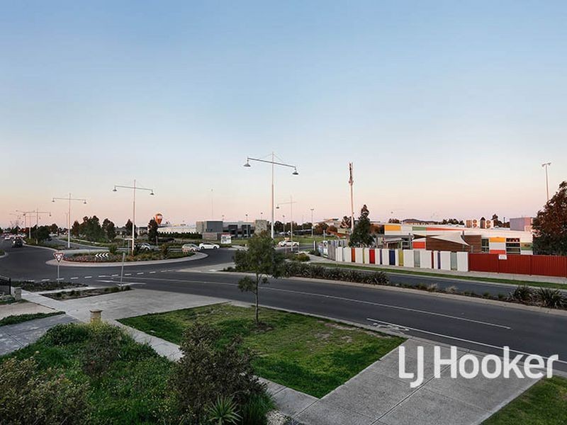 244 Boardwalk Boulevard, Point Cook VIC 3030