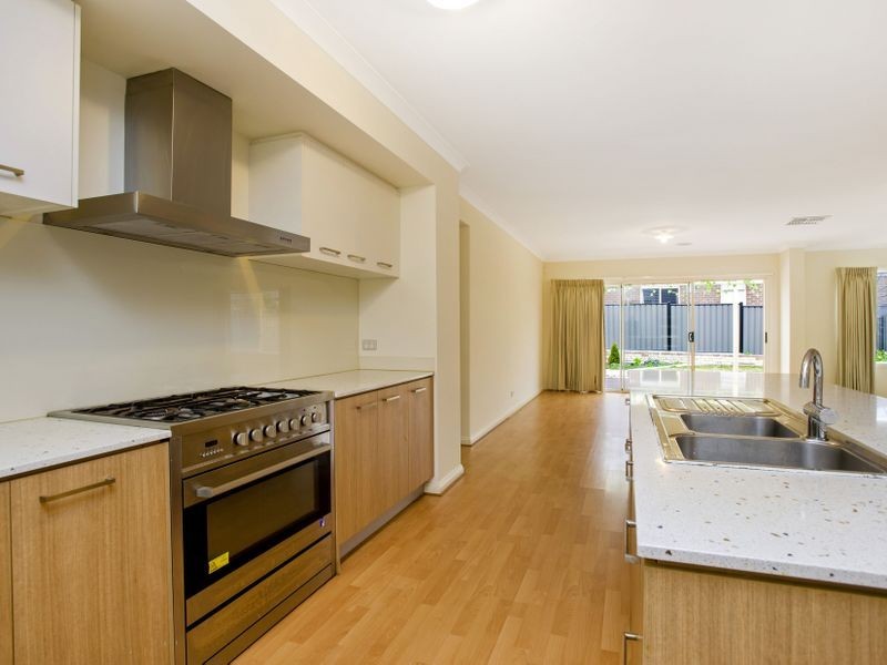 43 Nossal Drive, Point Cook VIC 3030