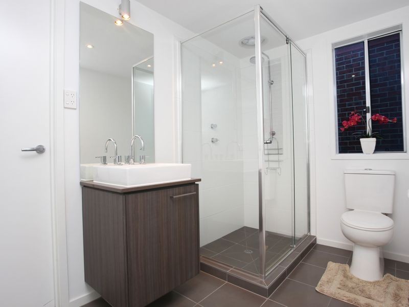 27 Grandpark Circuit, Point Cook VIC 3030