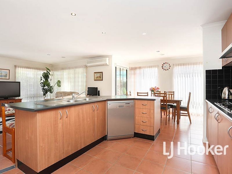 6 Ancona Court, Point Cook VIC 3030