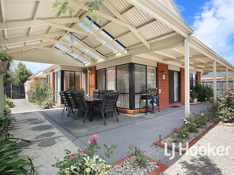 6 Ancona Court, Point Cook VIC 3030