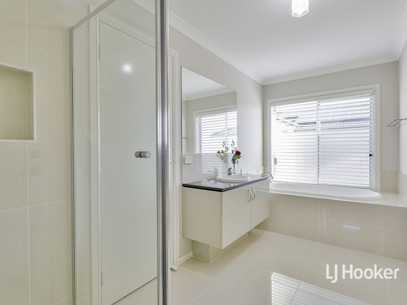 3 Kingsford Drive, Point Cook VIC 3030