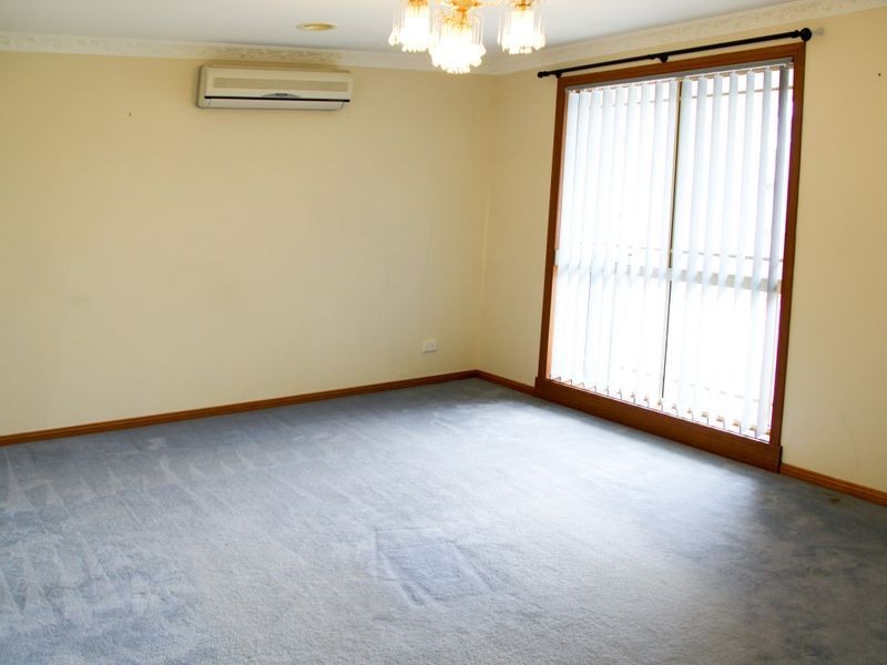 29 MacNeil Drive, Altona Meadows VIC 3028