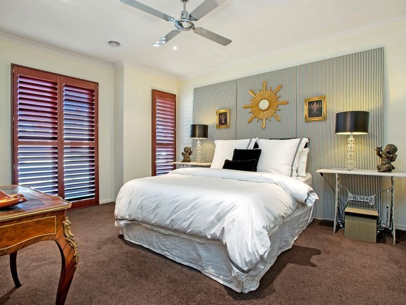 7 Sinavara Avenue, Point Cook VIC 3030