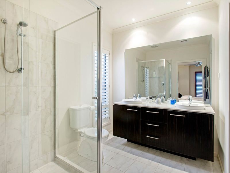 7 Sinavara Avenue, Point Cook VIC 3030