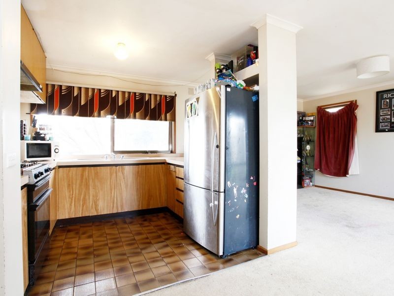 17 Tamarind Crescent, Werribee VIC 3030