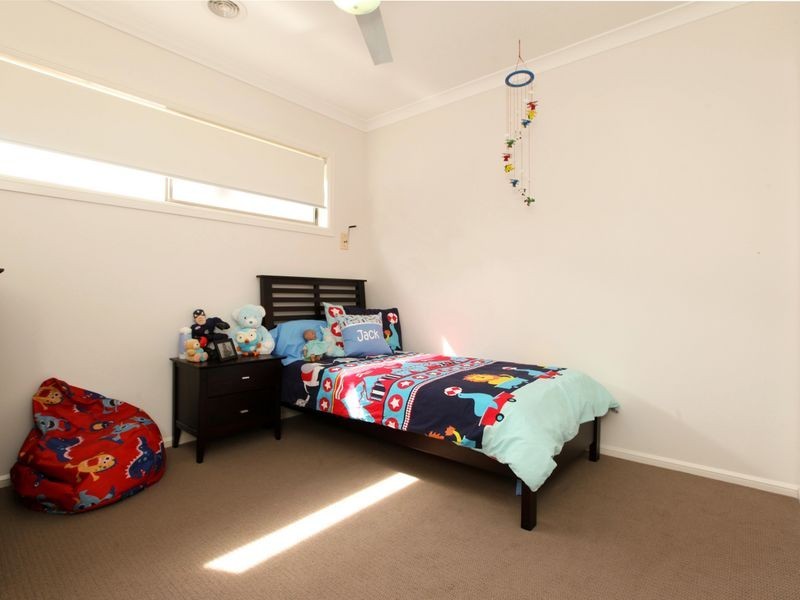 92 Fongeo Drive, Point Cook VIC 3030