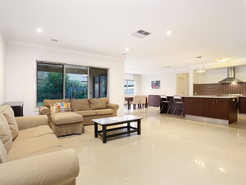 6 Prudence Parade, Point Cook VIC 3030