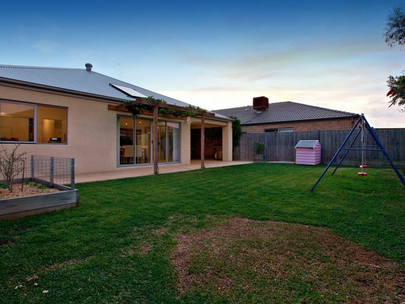 6 Prudence Parade, Point Cook VIC 3030